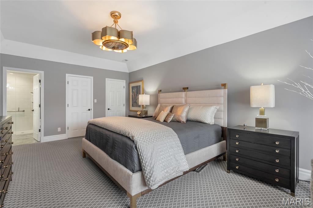 208 Ambridge Court Unit: 302