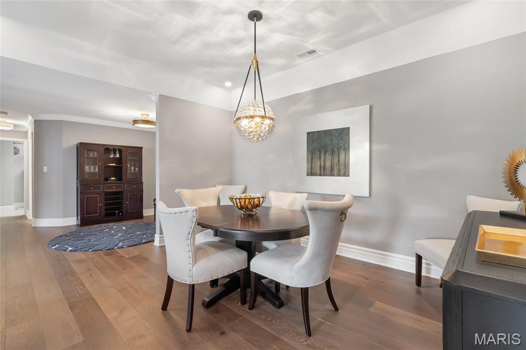 208 Ambridge Court Unit: 302