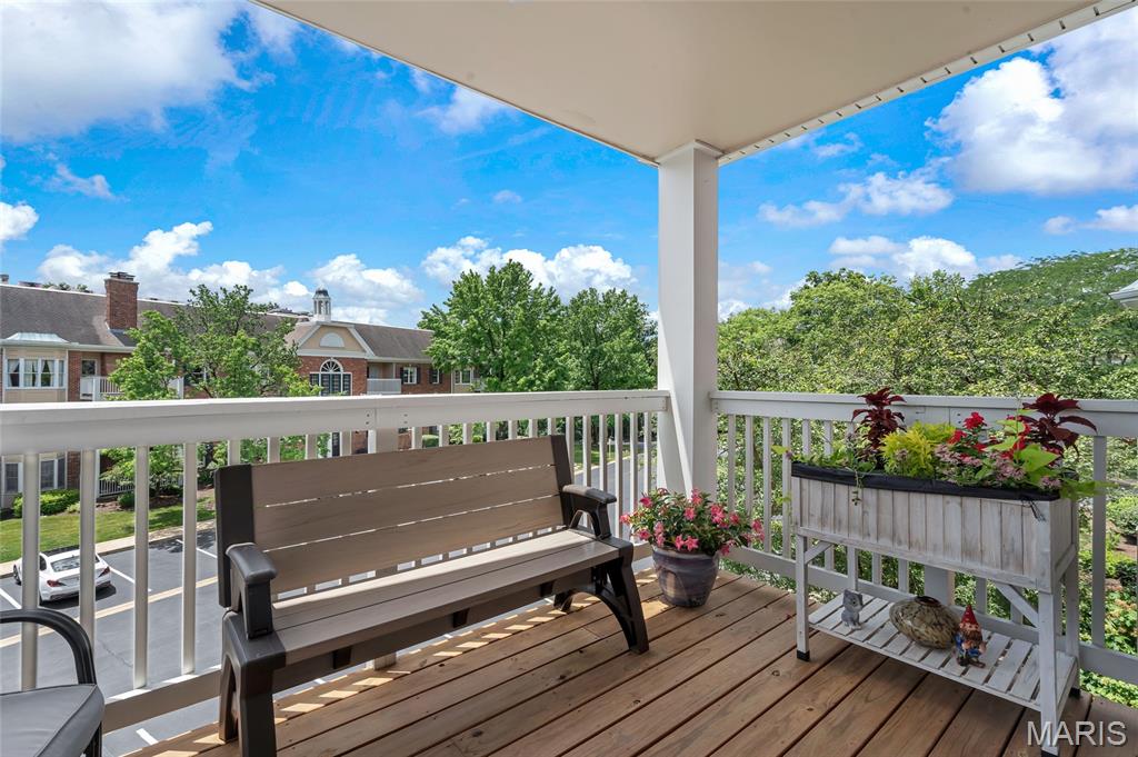 208 Ambridge Court Unit: 302