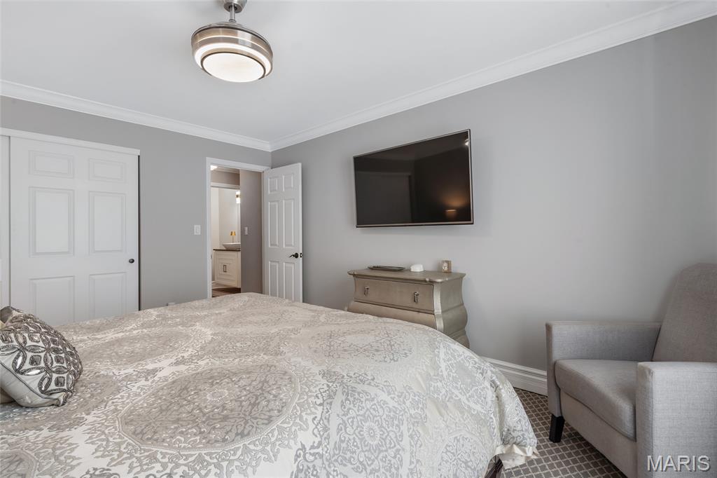 208 Ambridge Court Unit: 302