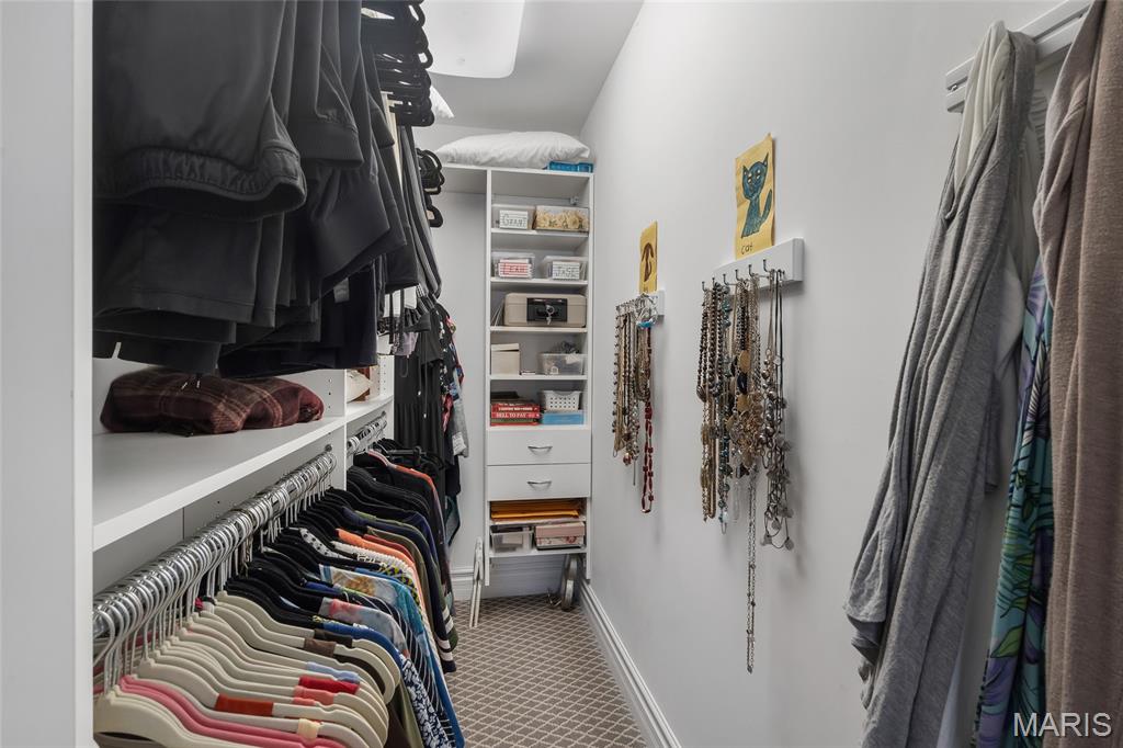 208 Ambridge Court Unit: 302