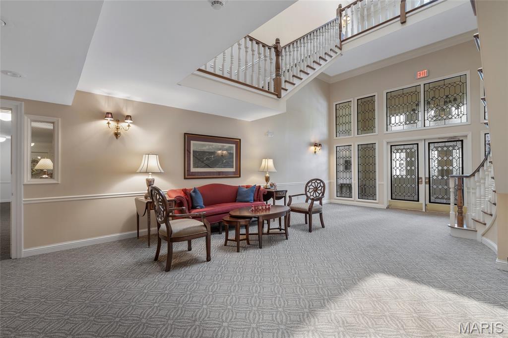 208 Ambridge Court Unit: 302