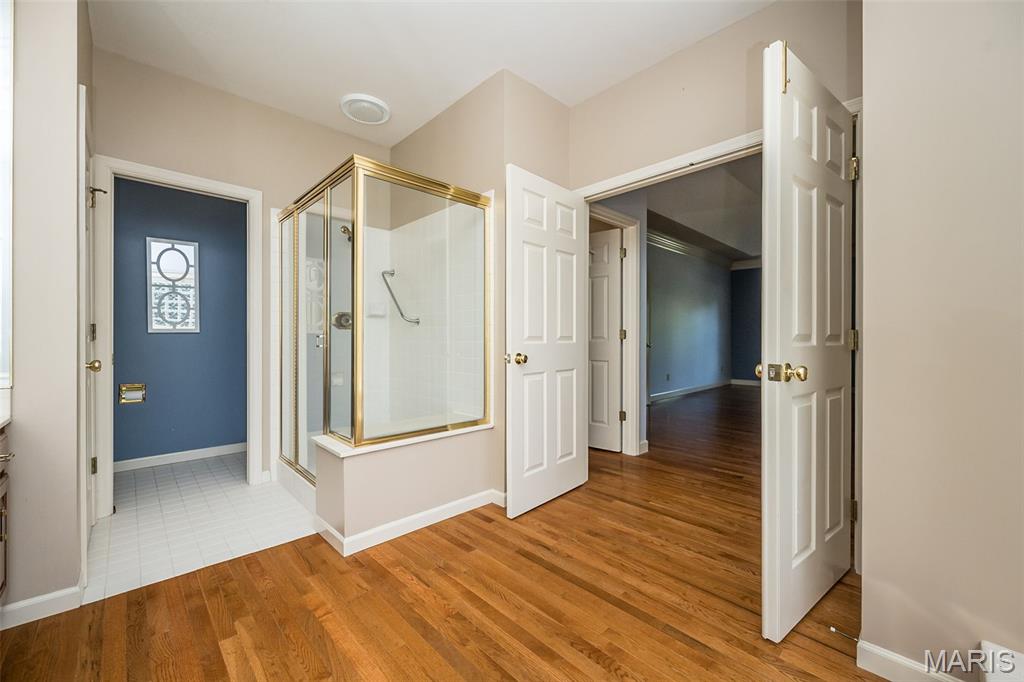 2300 Sterling Pointe Drive