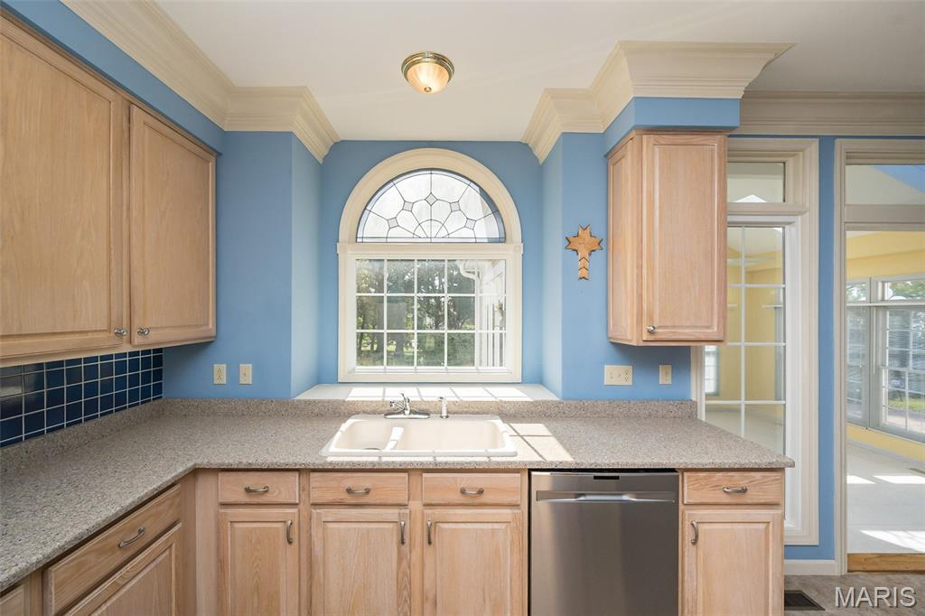 2300 Sterling Pointe Drive