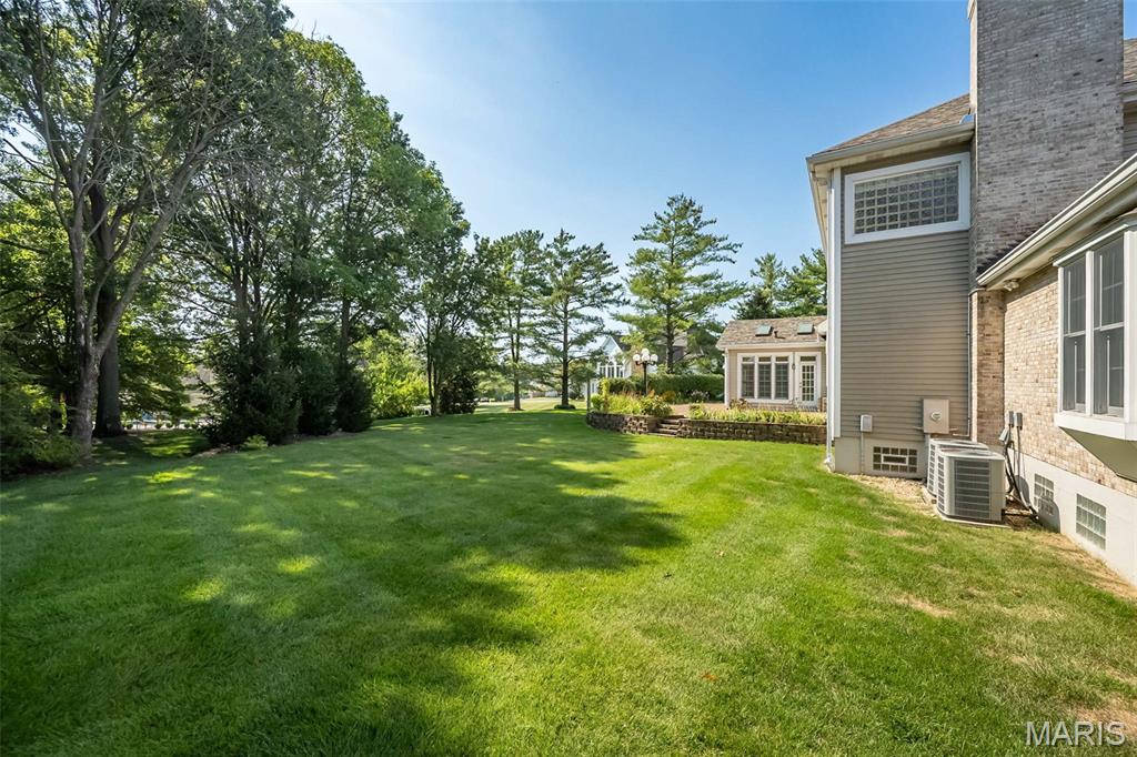 2300 Sterling Pointe Drive