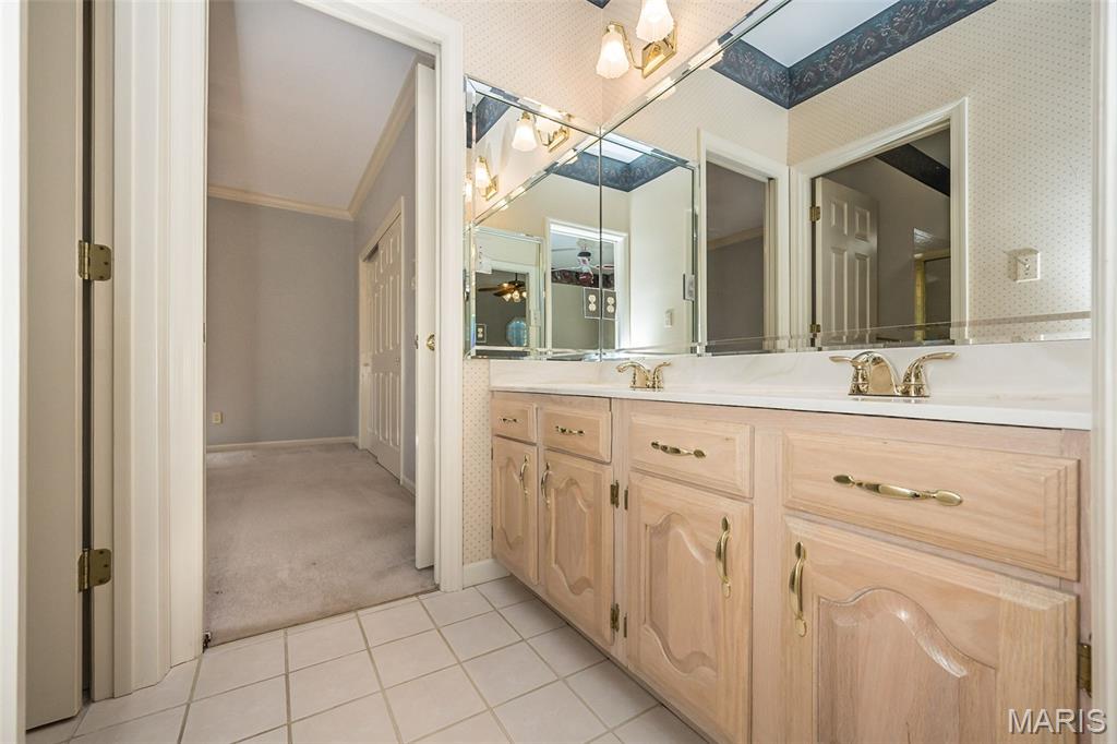 2300 Sterling Pointe Drive