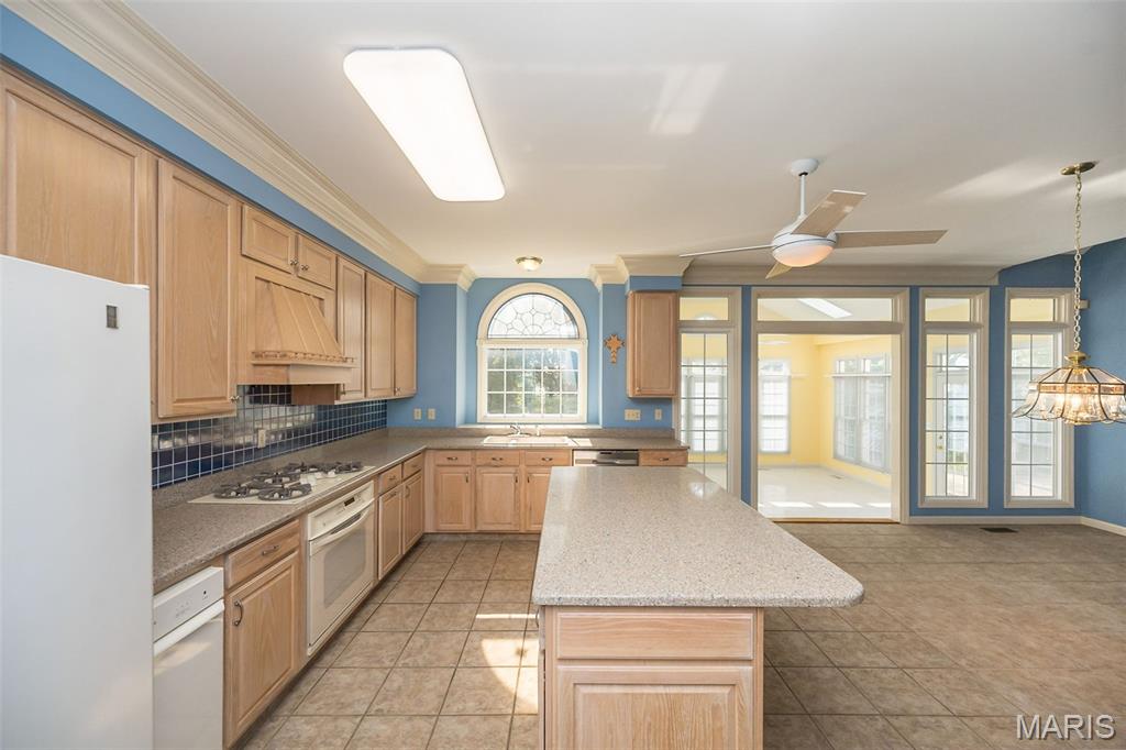 2300 Sterling Pointe Drive