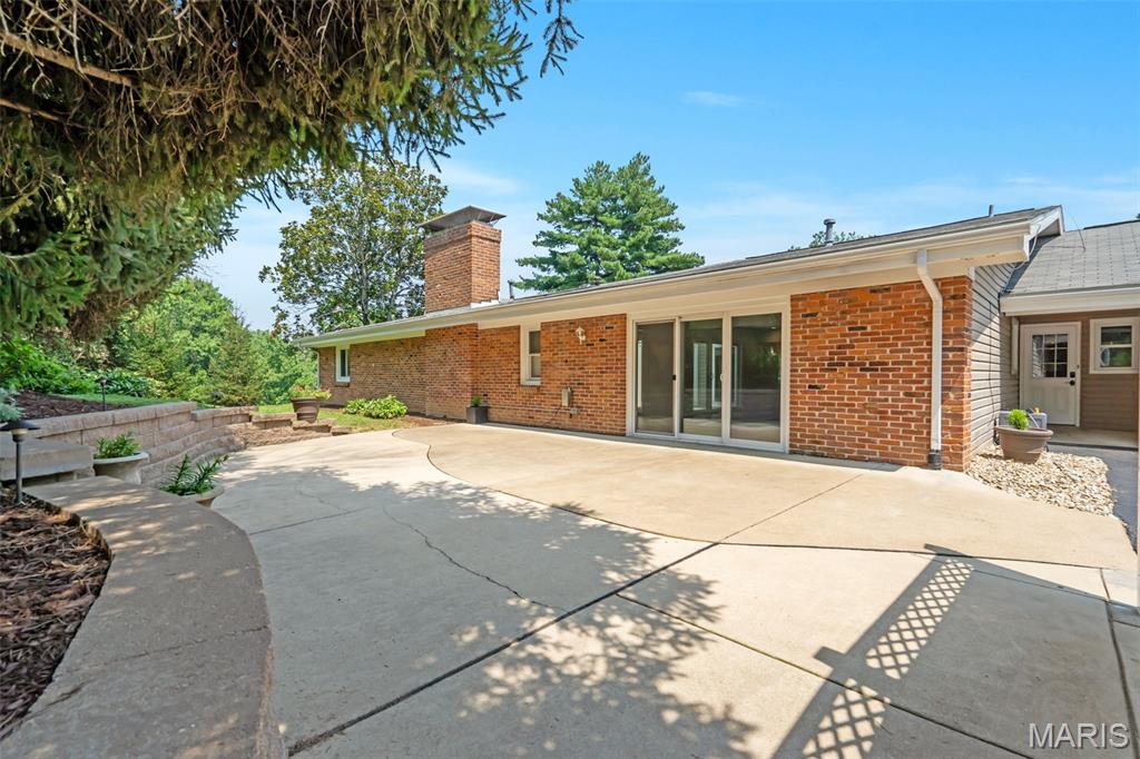3 Greenbank Drive