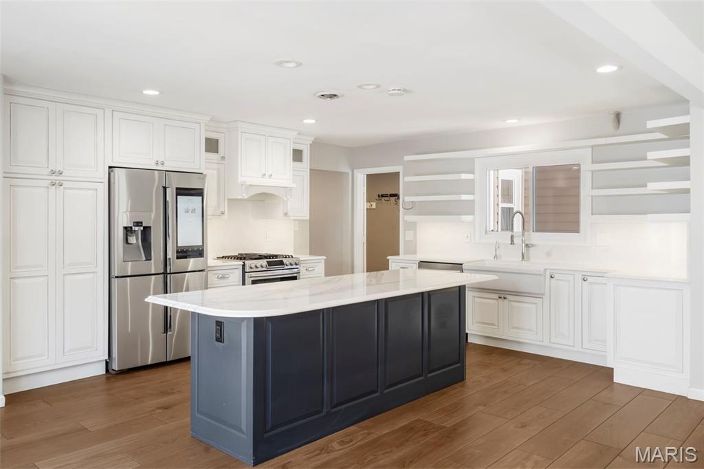 3 Greenbank Drive