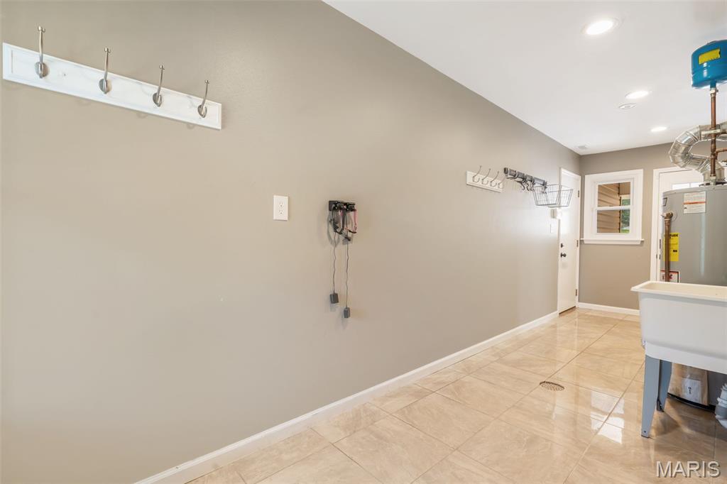 3 Greenbank Drive