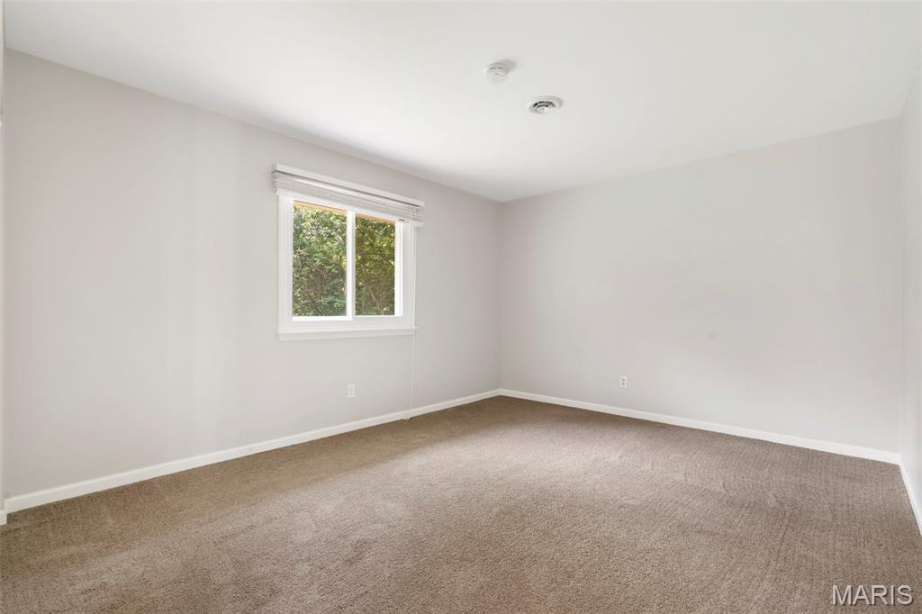 3 Greenbank Drive