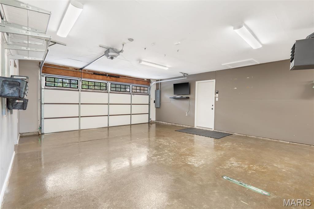 3 Greenbank Drive