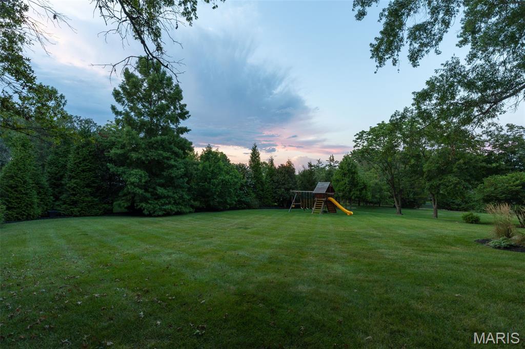 233 Whiting Lane