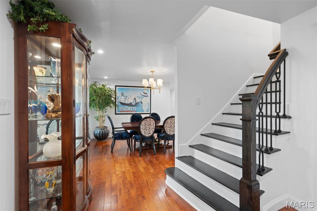 233 Whiting Lane