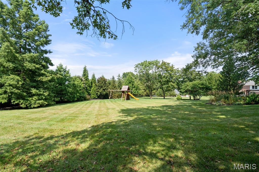 233 Whiting Lane