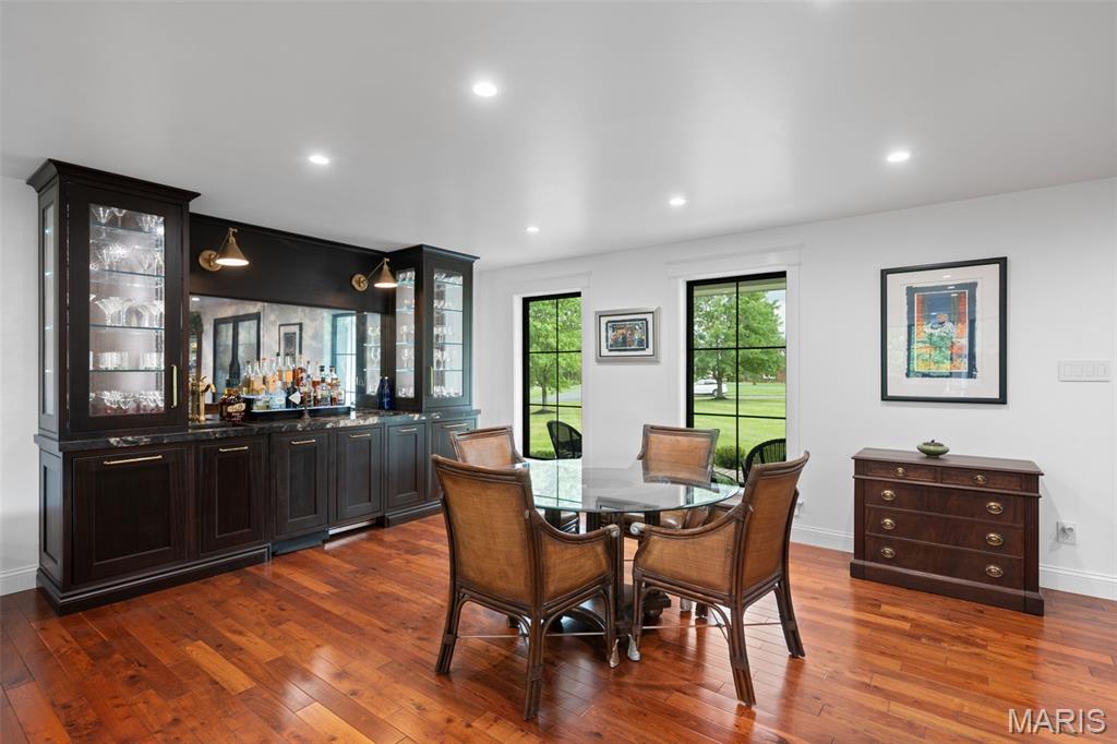 233 Whiting Lane