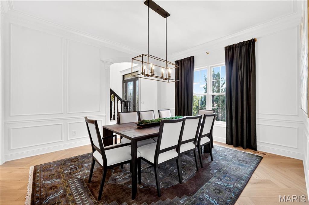 6 Kehrs Mill Glen Court