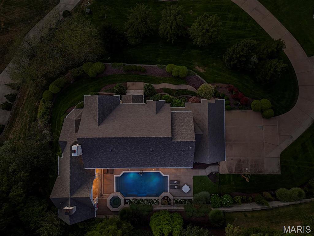 6 Kehrs Mill Glen Court