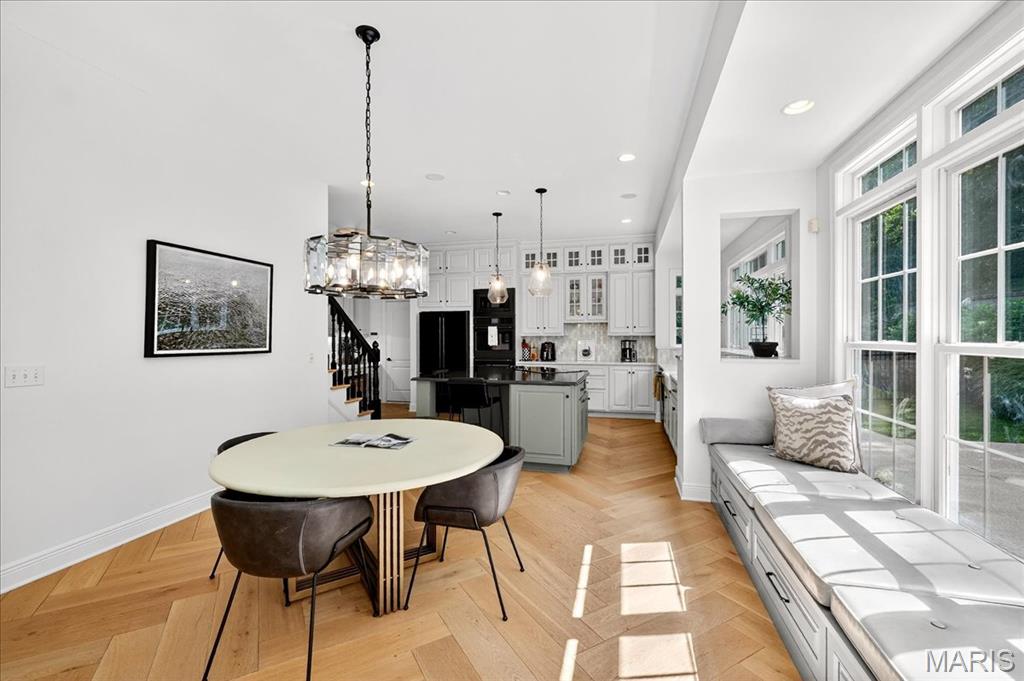 6 Kehrs Mill Glen Court