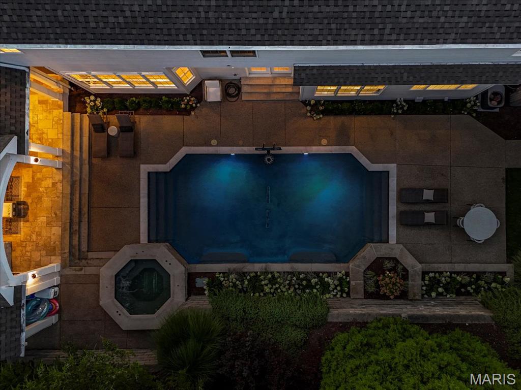6 Kehrs Mill Glen Court