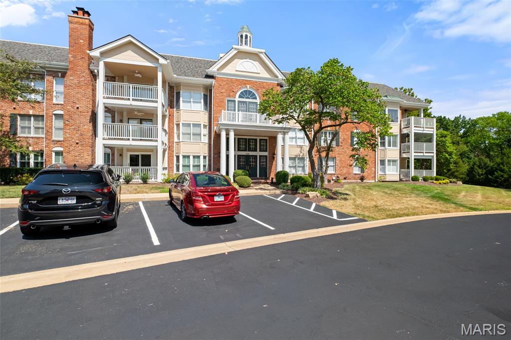 208 Ambridge Court Unit: 202