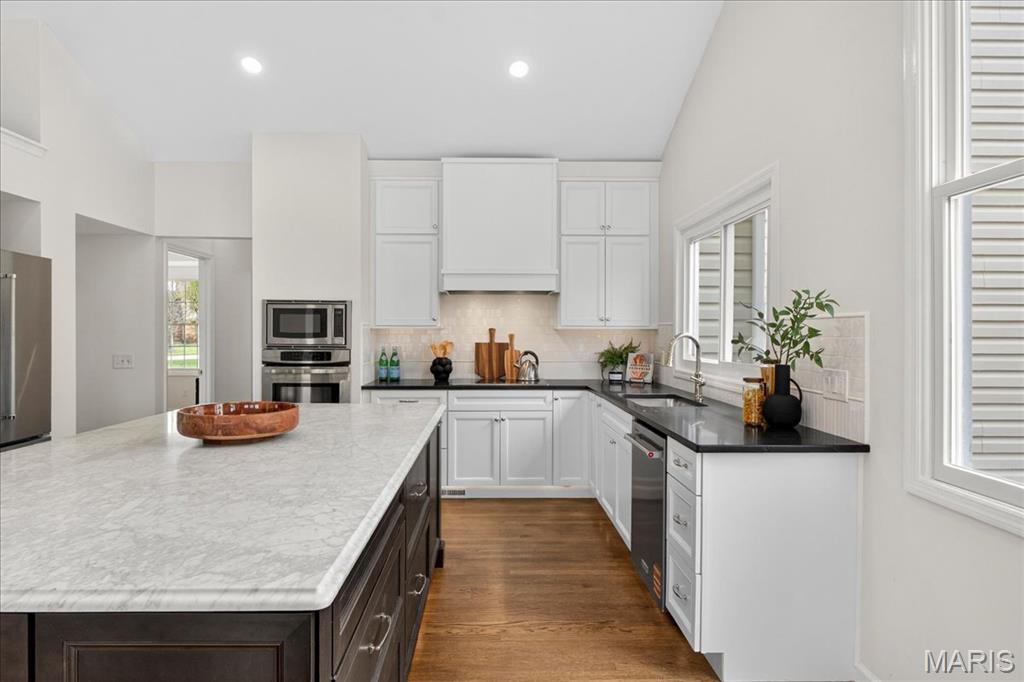 2102 Kehrs Ridge Drive