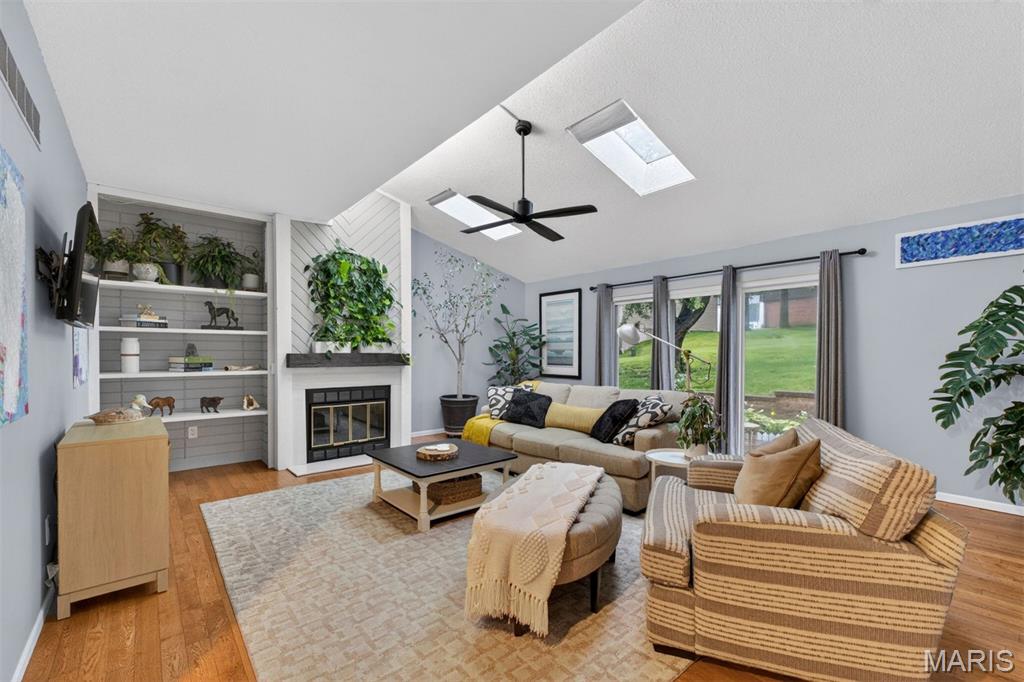 2039 Kentmore Lane