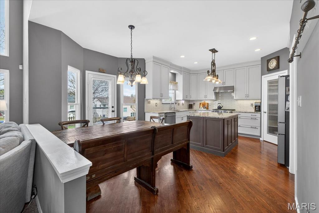 1249 Arbor Bluff Circle