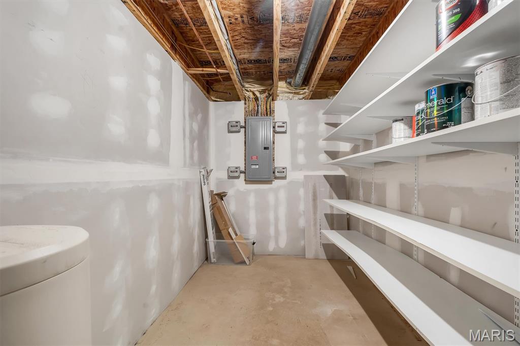 1549 Paradise Valley Drive