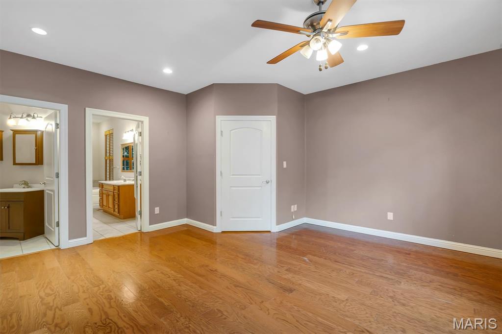 1549 Paradise Valley Drive