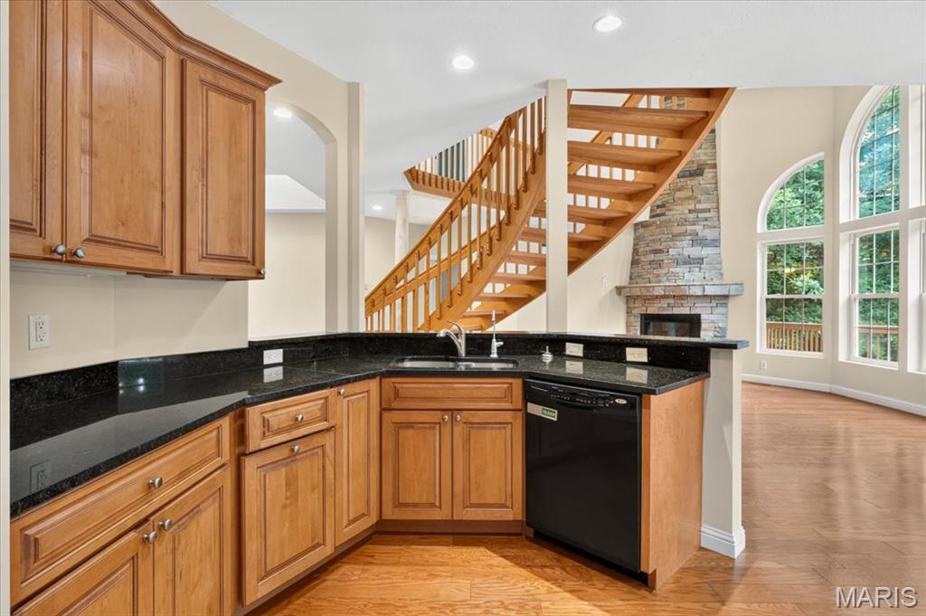 1549 Paradise Valley Drive