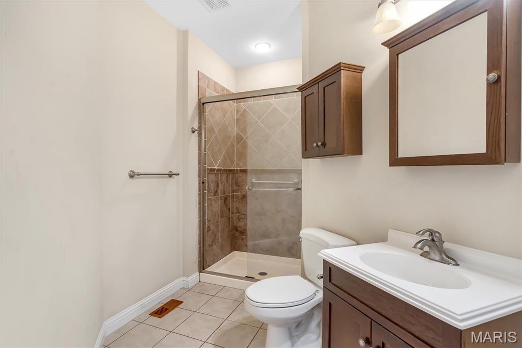 1549 Paradise Valley Drive