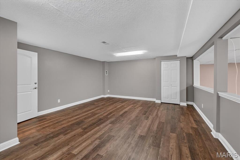 1549 Paradise Valley Drive