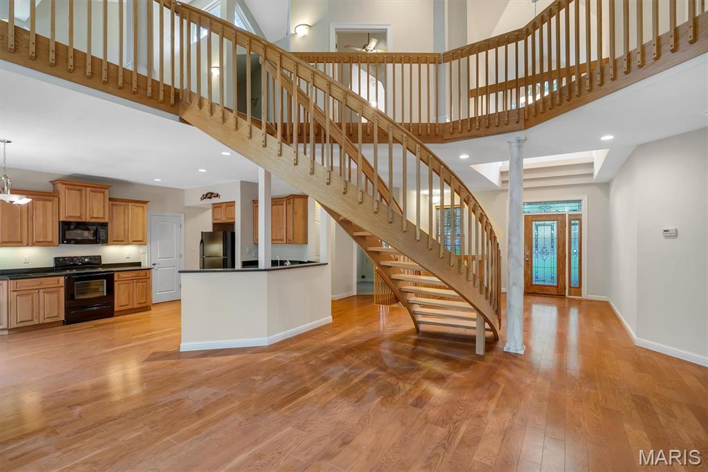 1549 Paradise Valley Drive
