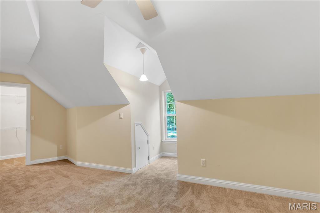 1549 Paradise Valley Drive