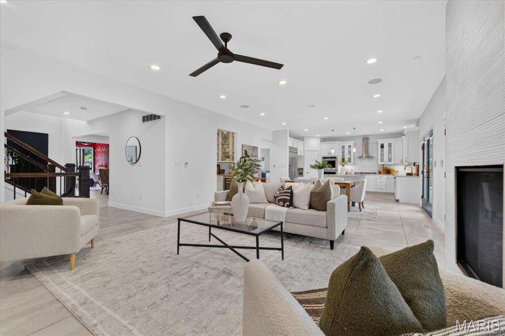 26 Forsythia Lane