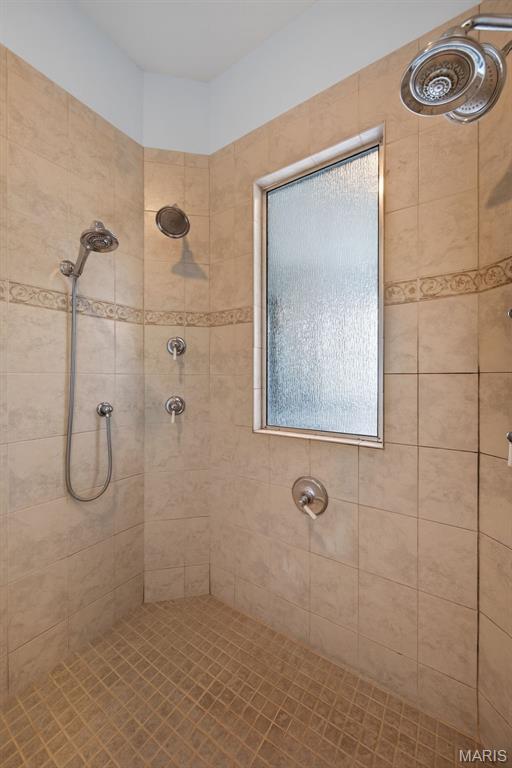 5 Kehrs Mill Glen Court