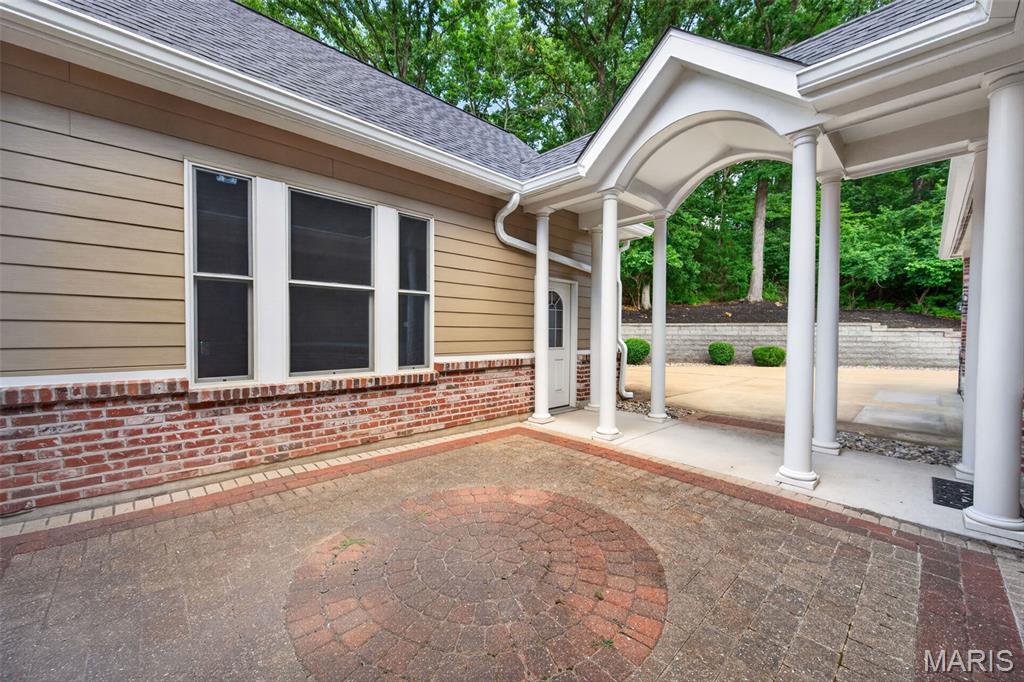 5 Kehrs Mill Glen Court
