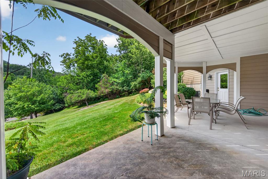 5 Kehrs Mill Glen Court