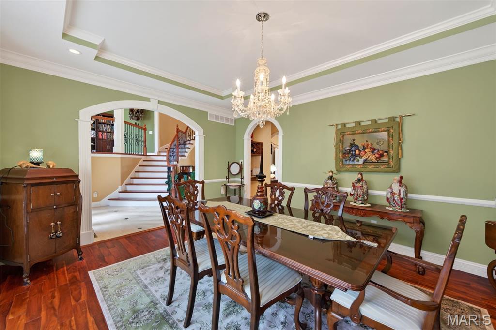 5 Kehrs Mill Glen Court