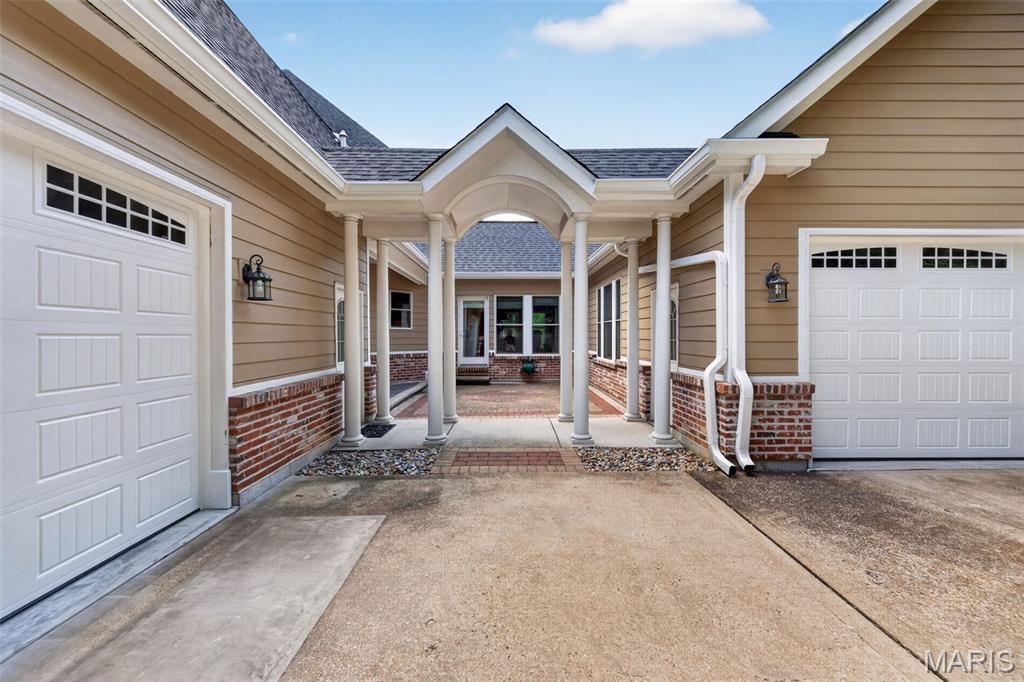 5 Kehrs Mill Glen Court