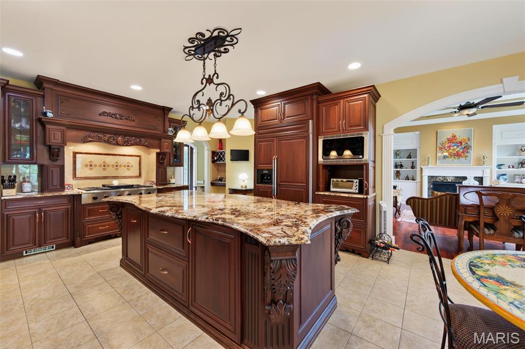 5 Kehrs Mill Glen Court