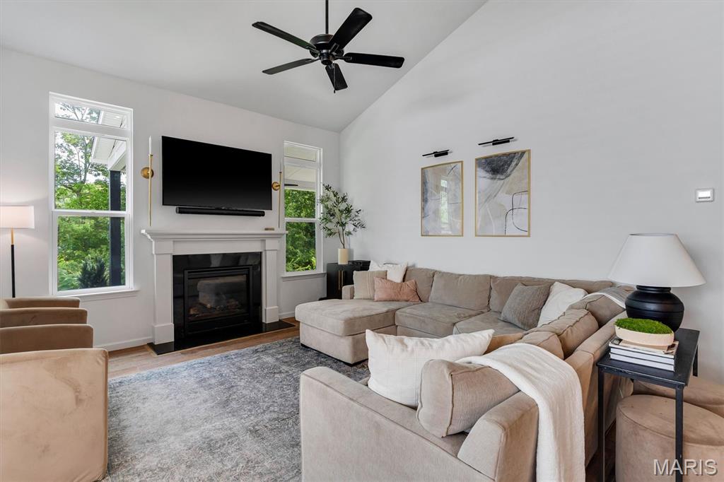 854 Nardin Drive