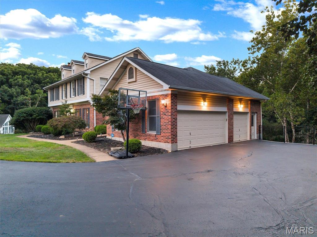 37 Kennerly Manor Drive