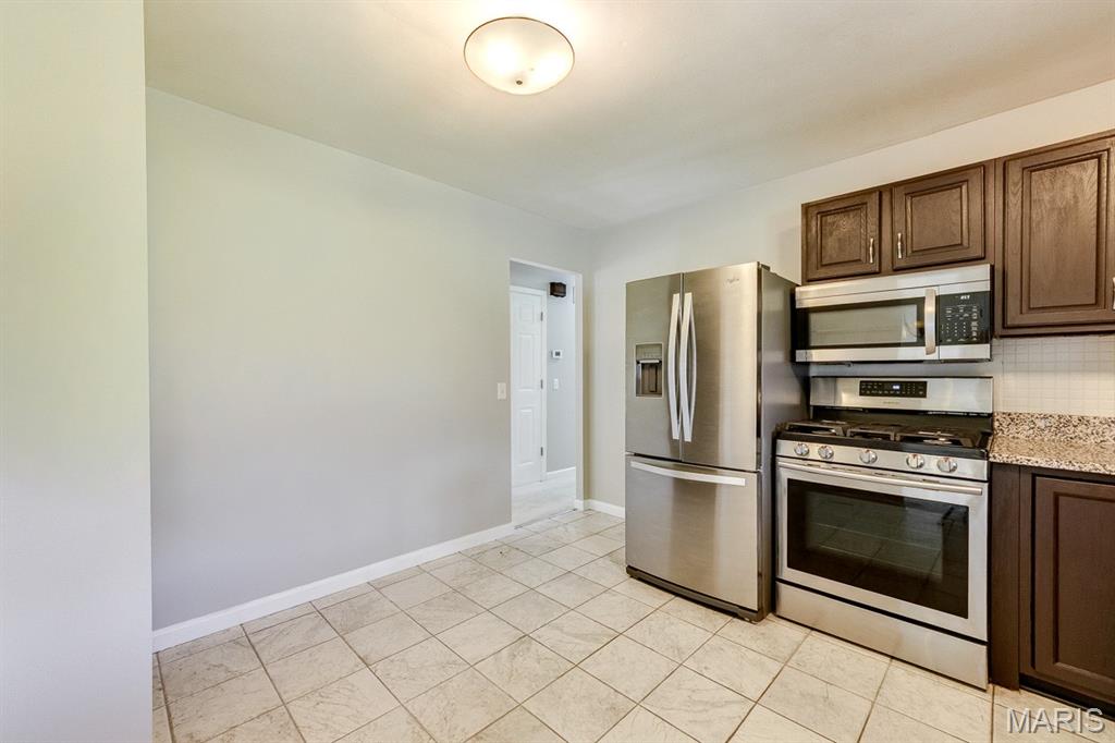 2728 Ashfield Drive