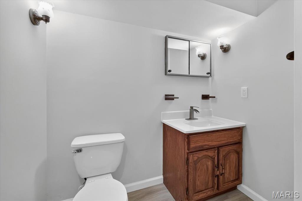 665 Redwing Drive