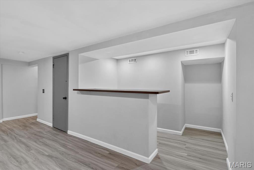 665 Redwing Drive