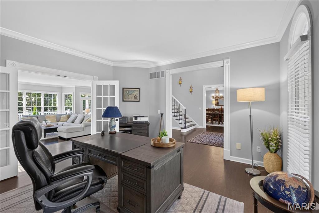 17915 White Robin Court