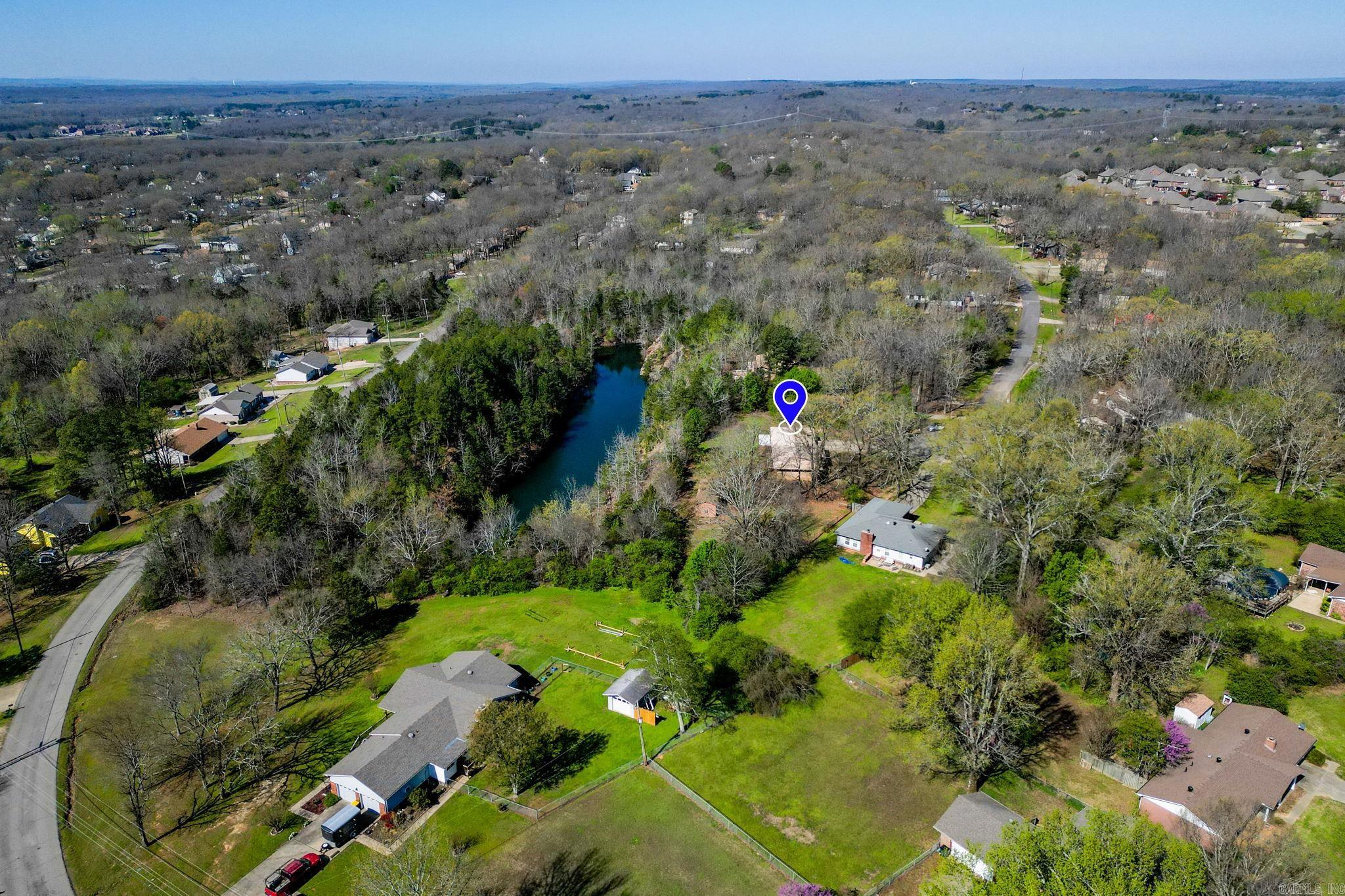 111 N Summit Dr