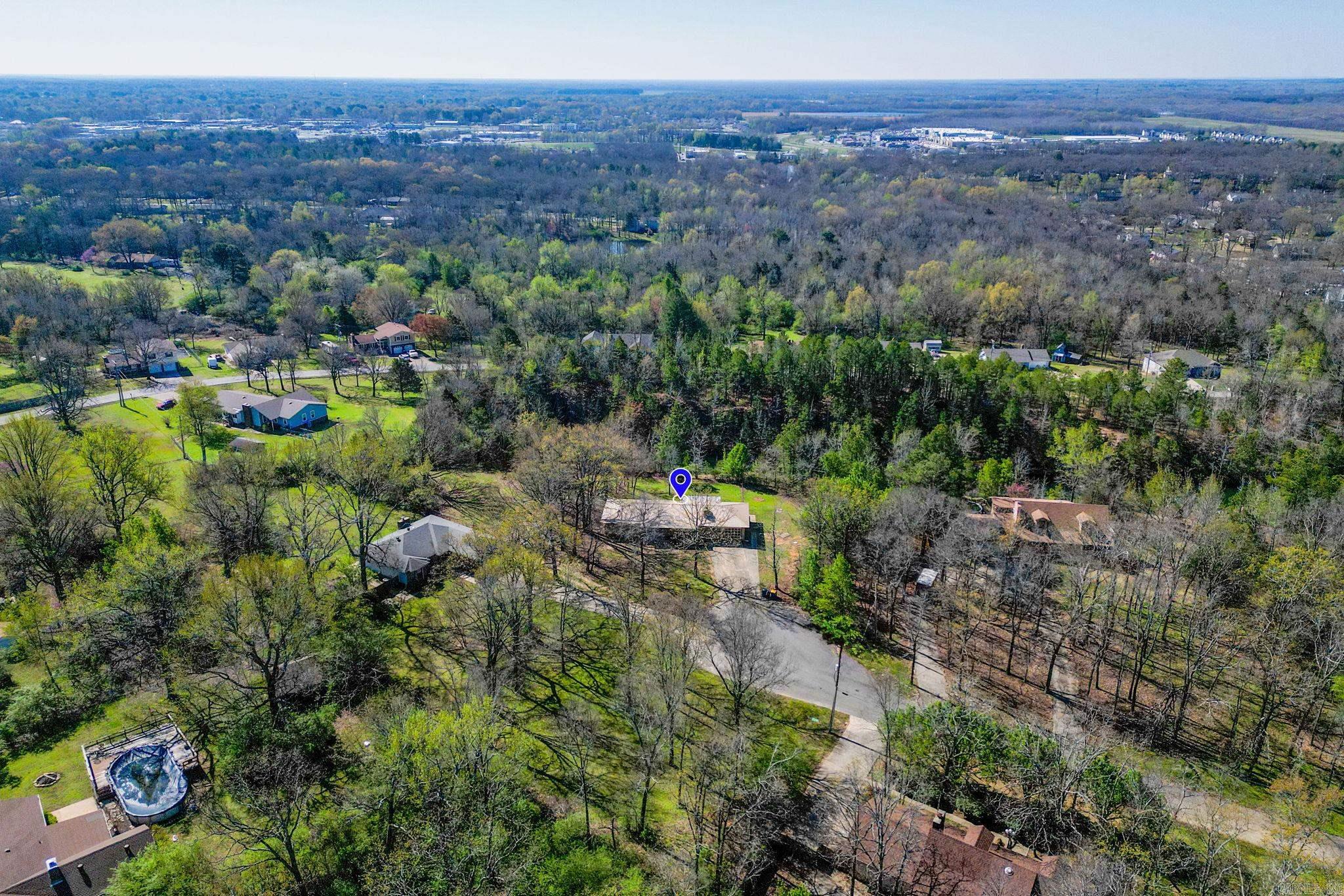 111 N Summit Dr